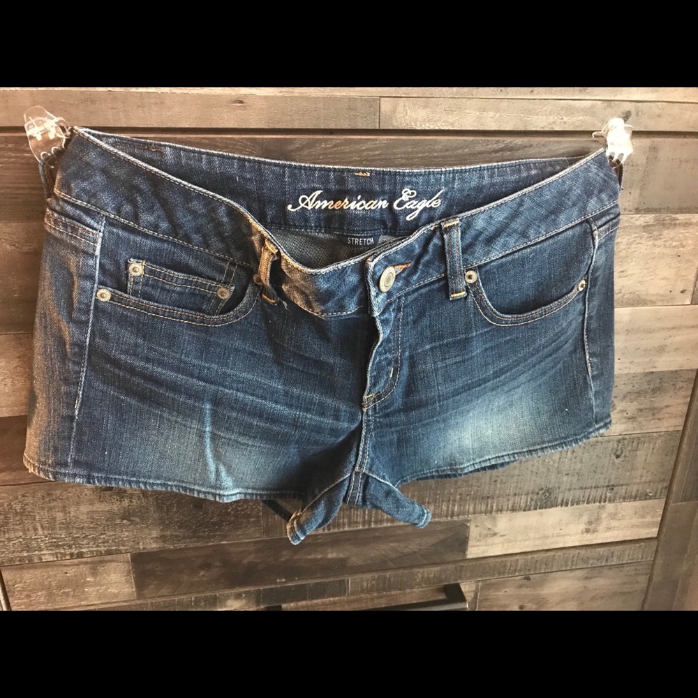 American eagle shorts!